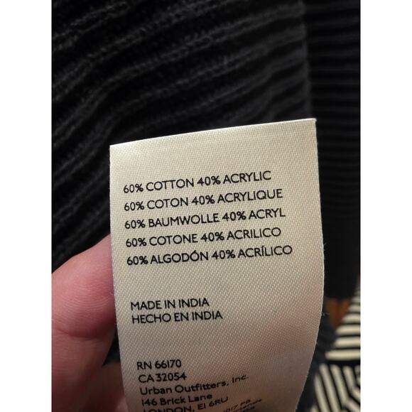 Free People Marlin Deep V Oversized Pullover Sweater Size XL EUC - Picture 6 of 6